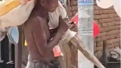 Foto de El hombre lleva el cuerpo de su hermana al banco para retirar su dinero