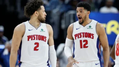 Foto de Cunningham y Harris mantuvieron a Detroit en la segunda ronda de los playoffs