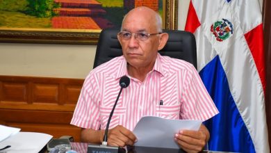 Foto de Senador del PRM expone escándalo en Montecristi