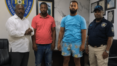 Foto de Se entregan dos presuntos atacantes de patrulla policial en Higüey