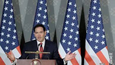 Foto de Estados Unidos dice que el acuerdo con Irán "llevará días" después del ataque iraní alrededor del Estrecho de Ormuz