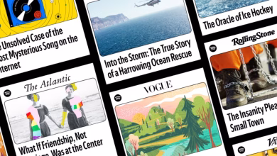 Foto de Spotify examina artículos descriptivos de revistas dentro de la capa de audiolibros