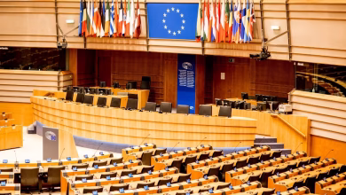 Foto de Bruselas firma un acuerdo para prohibir la Ley de Inteligencia Artificial y las aplicaciones de desnudez