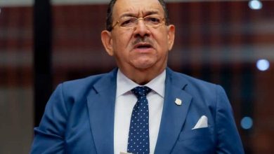 Foto de Cristóbal Castillo deposita proyecto de ley para crear “Alerta Mujer”