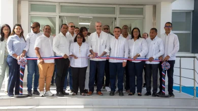 Foto de Gobierno entrega hospital materno infantil en Barahona