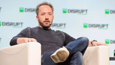 Foto de El fundador de Dropbox, Drew Houston, renunció como director ejecutivo