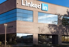 Foto de LinkedIn se convierte en el último de una lista de 100.000 puestos de trabajo tecnológicos despedidos