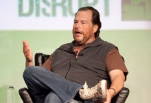 Foto de Salesforce espera gastar 300 millones de dólares en tokens Anthropic este año, y Benioff quiere codificar dentro de Slack el próximo año.