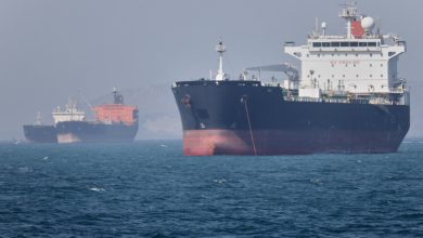 Foto de Tras meses de paralización, el Estrecho de Ormuz se ha reabierto al tráfico mundial de petróleo