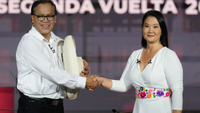 Foto de Perú define su futuro: indecisa segunda vuelta presidencial entre Keiko Fujimori y Roberto Sánchez