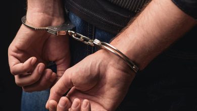 Foto de Conductor acusado de causar la muerte de un agente de inmigración acusado de coerción
