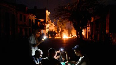 Foto de Cuba a oscuras: Los apagones alcanzan el 68% del sistema eléctrico en pleno verano