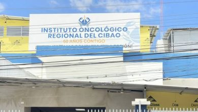 Foto de Allanaron y detuvieron a los exdirectores del Instituto Regional de Oncología del Cibao en Santiago