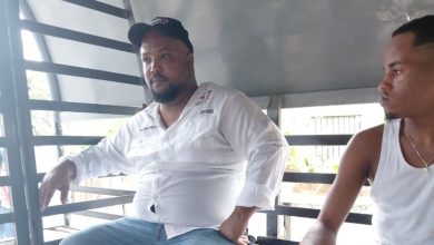 Foto de El comunicador denunció la detención arbitraria y malos tratos durante el operativo de la DICRIM en Los Alcárizos.