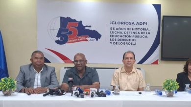 Foto de ADP y otras organizaciones han pedido una consulta nacional paralela sobre reformas educativas