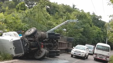 Foto de Accidentes de tráfico provocan daños en postes y daños millonarios a Adenort