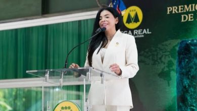 Foto de La abogada Yeni Berenice Reynoso y su pacto contra la violencia de género