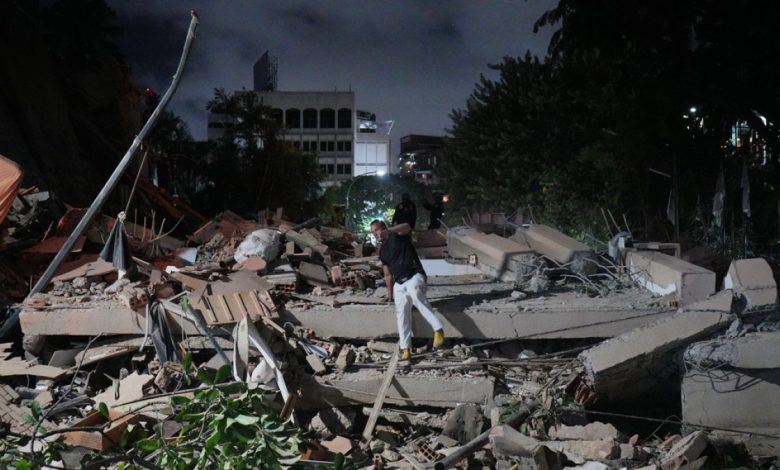 Foto de Delsey Rodríguez: 164 muertos y más de 970 heridos en el terremoto de Venezuela