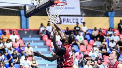 Foto de Charles Brown Jr. y Luismal Ferreiras acercaron a los Gigantes a la final
