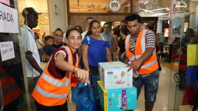 Foto de ¡La solidaridad dominicana en la foto! Recolectan alimentos y contenedores para enviar a Venezuela