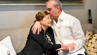 Foto de Abinader: las madres dominicanas son el motor de nuestra nación