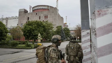 Foto de Dos personas murieron y 16 resultaron heridas en Zaporizhia tras un ataque ruso con una bomba guiada