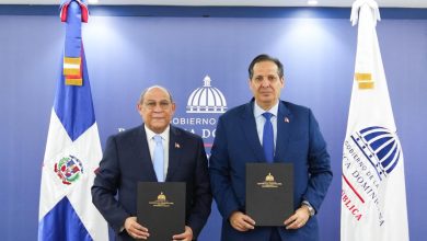 Foto de Establecen criterios para certificación títulos de salud a extranjeros