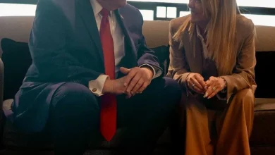 Foto de Meloni acusó a Trump de "inventar" que había pedido una foto y que Tajani había cancelado una visita a Estados Unidos.