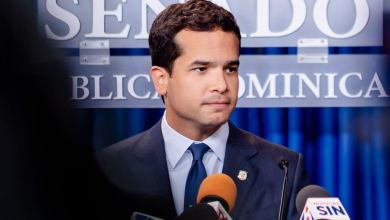 Foto de Omar dice que se pidió prestado más entre 2020-2026 que entre 1844 y 2020; El gobierno "no tiene licencia moral"