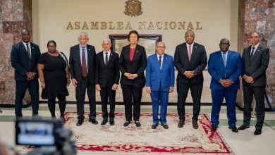 Foto de Congreso Nacional recibe a la presidenta de Surinam