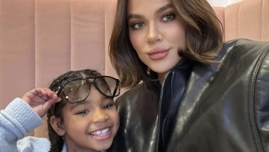 Foto de Khloe Kardashian dice que su hija Satya Thompson tiene una forma 'sofisticada' de usar su perfume XO Blue