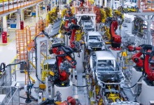 Foto de Los fabricantes de automóviles europeos están a la defensiva a medida que la demanda de vehículos eléctricos se desacelera y los presupuestos militares aumentan