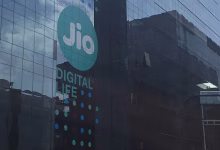 Foto de Jio Platforms presenta la solicitud de salida a bolsa más grande de la historia de la India, con alrededor de $ 3 mil millones destinados al pago de la deuda