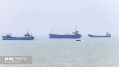 Foto de Irán confirma que el Estrecho de Ormuz está "totalmente abierto" a barcos comerciales
