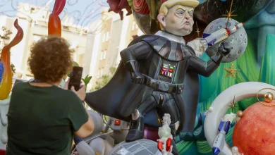 Foto de Trump, el 'Rey de la Galaxia', es el héroe de los Ninotes en la Hoguera de Alicante