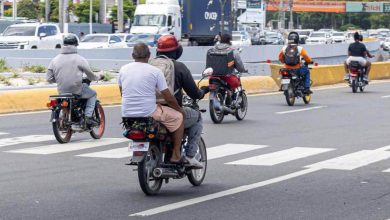 Foto de El 98% de motoconchos del DN circula sin retrovisores