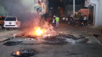 Foto de "¡Basta de abuso policial!": Comunidad sale a protestar tras la muerte de Darlene Mercado