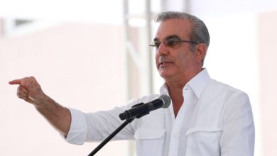 Foto de De celebrar el Día del Padre a repartir títulos de propiedad: lo que hará Lewis Abinada este sábado