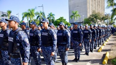 Foto de Las reformas siguen estancadas, mientras los funcionarios han prometido cambios a la policía