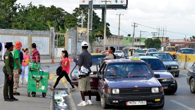 Foto de Conductores retroceden alza de tarifas en Santiago