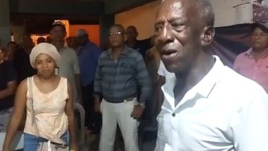 Foto de Comunitarios de Los Alcárizos han advertido sobre protestas si no se instalan luces en Juana Saltitopa.