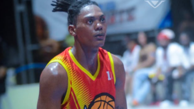Foto de Joven muere tras desplomarse mientras jugaba baloncesto en Villa Altagracia