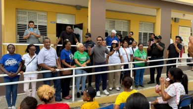 Foto de Más de 600 personas recibieron atención médica en exitoso operativo liderado por el Dr. Luis Cruz