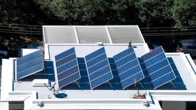 Foto de Denuncian cobros irregulares del 25% a usuarios de paneles solares