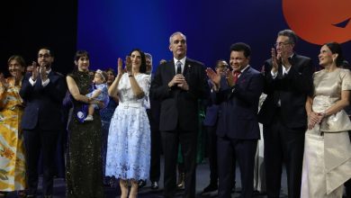 Foto de Luis Abinadar y el pastor Guillermo Maldonado asisten a la inauguración del nuevo Templo Monte de Dios