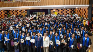 Foto de ¡Graduación al volante! Estudiantes dominicanos ya salieron de la secundaria con sus licencias de conducir