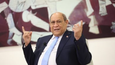 Foto de Rafael Santos: “Quienes se beneficiaron de becas irregulares deben pagarlas”
