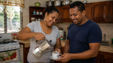 Foto de Los estudios han demostrado que beber hasta cinco tazas de café al día es seguro para la salud del corazón.