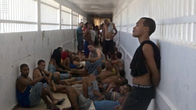 Foto de Violación del límite de 48 horas: regla impuesta por los parlamentarios y la policía según la constitución