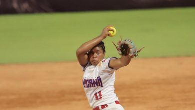 Foto de RD debuta con autoridad y noquea a Venezuela en softbol femenino